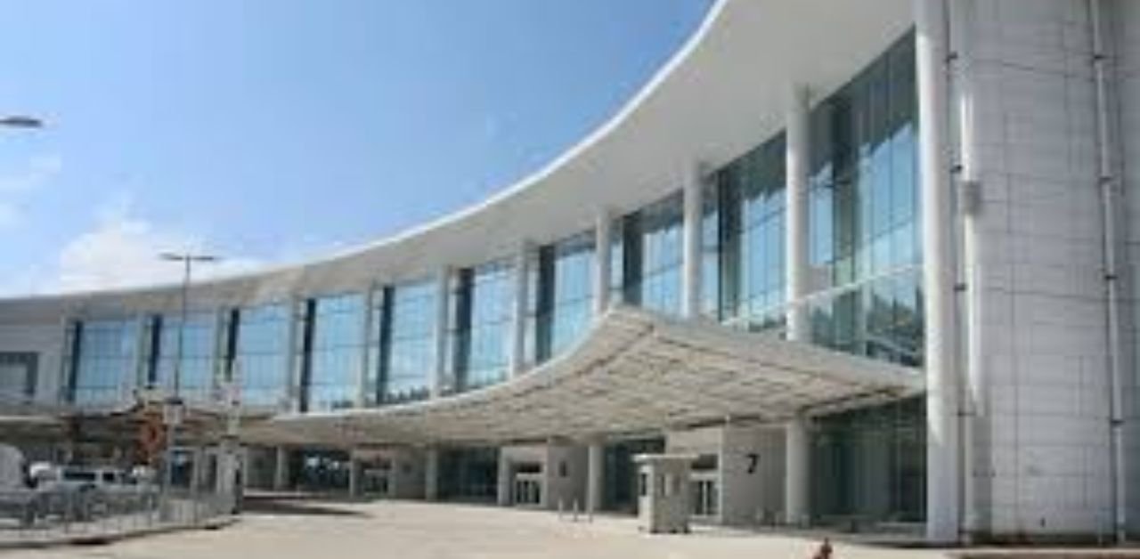 Vietnam Airlines MSY Terminal