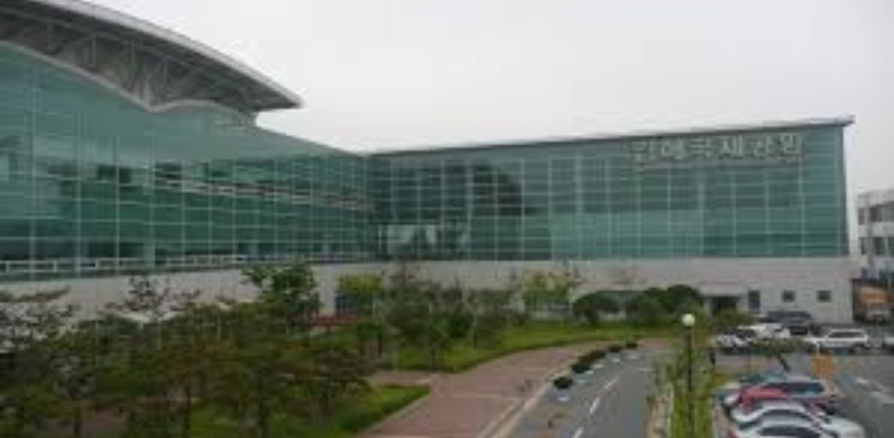 Vietnam Airlines PUS Terminal