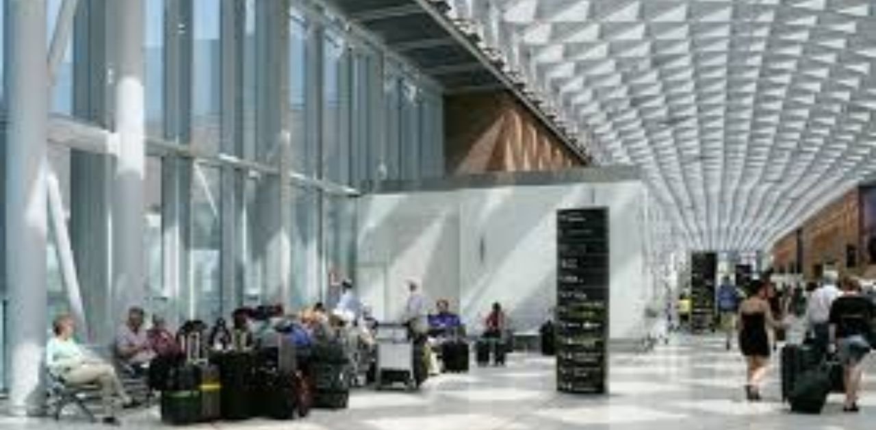 Vietnam Airlines VCE Terminal