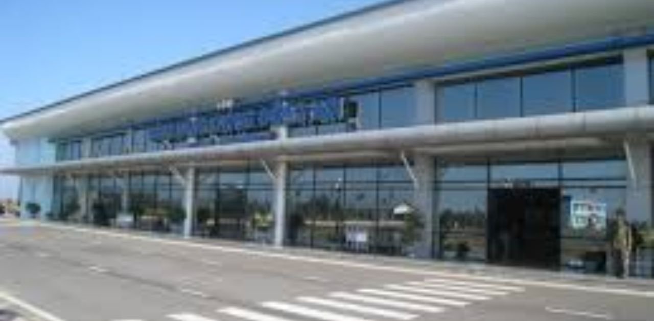 Vietnam Airlines VDH Terminal