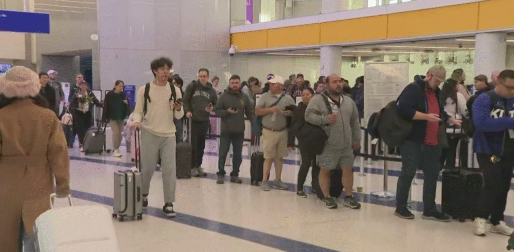 Los Angeles International Airport (LAX) Security Wait Times